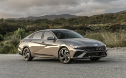 Hyundai Elantra thế hệ mới sắp ra mắt: Thiết kế lột xác, công nghệ hybrid, ‘đấu’  Mazda3 và Civic