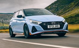 Hyundai xác nhận 'hồi sinh' i20 N thế hệ mới: Động cơ hybrid 1.6L, 'đối đầu' Toyota GR Yaris và VW Polo GTI