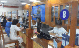 Chỉ đạo nóng vụ nữ cán bộ ở Hà Nội từ chối xác nhận ủy quyền, yêu cầu cụ bà 97 tuổi đến làm thủ tục