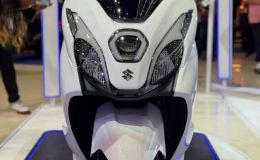 Suzuki chính thức ra mắt ‘huyền thoại xe ga’ 150cc mới giá 61 triệu đồng: Chơi tới bến Honda SH Mode