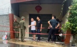 Chồng dùng kiếm đâm vợ và em vợ giữa ban ngày, 1 người tử vong tại chỗ, nghi phạm bất ngờ ra đầu thú