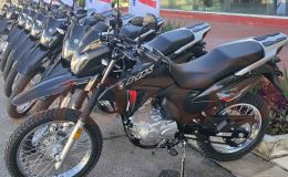 Tin xe hot 22/7: ‘Chiến binh côn tay’ mới khác biệt Honda Winner R và Yamaha Exciter ra mắt với giá rẻ