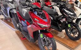 Bảng giá xe Honda Air Blade 2026 cuối tháng 7/2026: Đang cực rẻ, giảm giá mạnh trước 'cơn bão' xe điện