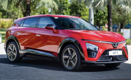 VinFast VF 7 dẫn đầu ‘đường đua’ SUV hạng C, Mazda CX-5 và Ford Territory bám đuổi quyết liệt