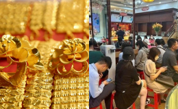 Giá vàng hôm nay 26/7 mới nhất: Vàng trong nước lên giá vùng đỉnh, cửa hàng tiết lộ diễn biến lạ