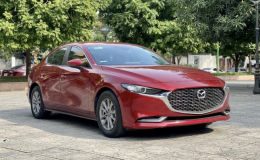 Mazda3 ‘độc chiếm’ ngai vàng, tiếp tục nới rộng khoảng cách với Honda Civic và Hyundai Elantra