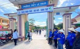 Quảng Trị: Con trai hiệu trưởng THPT Lê Trực được giáo viên làm hộ bài thi, đề nghị hủy kết quả thi  