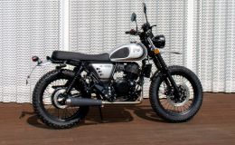 ‘Vua côn tay’ 249cc mới ra mắt với giá 62 triệu đồng: Rẻ gần bằng Yamaha Exciter và Honda Winner R, có phanh ABS 2 kênh