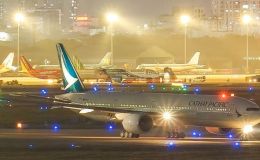 Sân bây Tân Sơn Nhất tạm dừng khai thác khẩn cấp: Điều gì khiến hàng loạt chuyến bay bị ảnh hưởng?