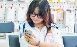 FASTCARE: Khi nào cần thay pin, kiểm tra màn hình trước năm học mới?