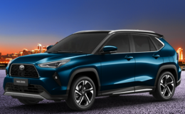 Toyota Yaris Cross ‘thống lĩnh’ phân khúc ô tô động cơ đốt trong, Mazda CX-5 bám đuổi sát nút