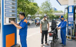 Cập nhật giá xăng dầu hôm nay 16/8: Dầu bật tăng mạnh? Giá xăng dầu kỳ điều hành tới điều chỉnh tăng