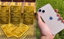 Giá vàng hôm nay tối 16/8 diễn biến bất thường, người mua vẫn lỗ nặng, giá iPhone 13 hạ nhiệt sâu