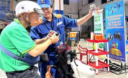 Giá xăng dầu hôm nay 24/8: E10 RON95 sắp giảm 'thủng đáy' về 17.000 đồng, E5 RON92 'rẻ bèo', giá đầy bình xe máy Piaggio