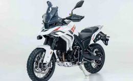 ZXMoto 820X - Crossover 3 xi-lanh 116 mã lực chính thức tiến gần ngày ra mắt!