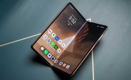 Bảng giá smartphone màn hình gập: Từ Samsung, Honor đến Motor trước giờ 'G' iPhone Ultra ra mắt