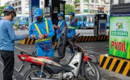 Giá xăng dầu hôm nay 6/9: Xăng RON 92 cách đáy chút ít, E10 có xuống 17.000 đồng/lít? Giá lăn bánh Toyota Corolla Cross