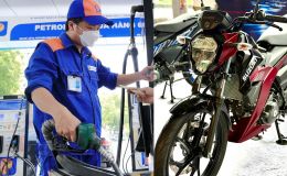 Giá xăng dầu trưa nay 6/9: Xăng E10 RON95 và E5 RON92 đã 'lao dốc sâu' 8.000 đồng từ đỉnh, Suzuki Satria Pro 2027 cực rẻ