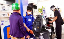 Giá xăng dầu hôm nay 8/9: Xăng E10 RON 95 rất rẻ, E5 RON 92 ‘rộng đường’ xuống 17.000 đồng/lít? Giá đầy bình xe ga 110cc