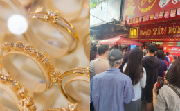 Cập nhật giá vàng hôm nay chiều 13/9: Vàng trong nước 'đổi giá' gấp, người mua thận trọng chênh lệch