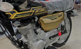Honda chính thức ra mắt ‘huyền thoại côn tay’ 125cc mới giá 27,5 triệu đồng: Rẻ và cổ điển hơn Honda Winner R