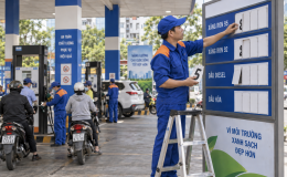 Cập nhật giá xăng hôm nay 14/9 tăng cao? Dự báo thứ 5 xăng dầu tiếp tục tăng vọt, có loại tăng 2.900/lít