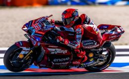 MotoGP Misano 2026: Marc Marquez thắng kép, Bezzecchi ngã đau, cuộc đua vô địch đảo chiều