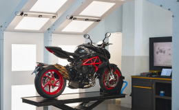 MV Agusta rơi vào khủng hoảng: Chủ xe lo phụ tùng, bảo hành, giá trị bán lại