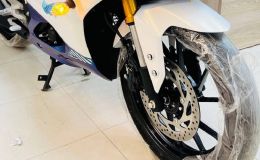 Yamaha chính thức ra mắt ‘vua côn tay’ 155cc mới giá 47,5 triệu đồng: Rẻ và khác biệt Honda Winner R