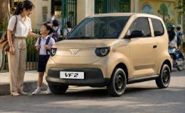 Từ xe máy lên ô tô: VF 2 hút khách mua xe lần đầu