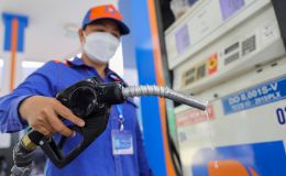Giá xăng dầu sáng nay 22/9: E10 RON95 và E5 RON92 sắp hạ nhiệt? Diesel vẫn gần 30.000 đồng, giá đầy bình xe máy Piaggio