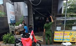 Danh tính người đàn ông tử vong cạnh tủ bánh mì, đã rõ nguyên nhân ban đầu