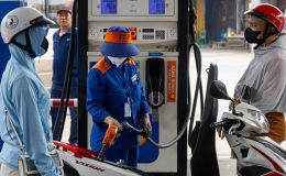 Giá xăng dầu chiều 25/9: E5 RON 92 lên mốc 26.397 đồng/lít, E10 RON 95 cách đỉnh 4.333 đồng, giá đầy bình xe ga 125cc