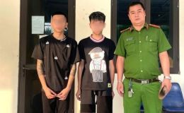 Danh tính hai thiếu niên chặn đường đâm người khác vì nghĩ bị ‘nhìn đểu’, công an quyết định khởi tố