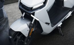 Quên Honda Vision đi, ‘xe ga quốc dân’ mới chính thức ra mắt giá 16,5 triệu đồng, đẹp hơn cả SH Mode