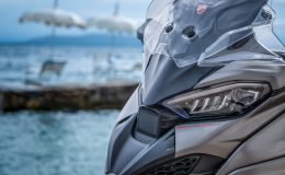 Ducati tung 'hàng khủng' Multistrada V4 S Grand Tour: 170 mã lực, thùng 60 lít, đi tour đúng nghĩa!