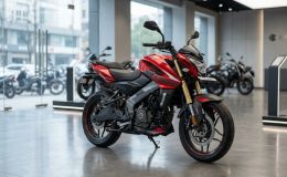 Tin xe trưa 2/10: ‘Vua côn tay’ mới ra mắt với giá ngang Yamaha Exciter, có động cơ 349cc và ABS 2 kênh xịn hơn Winner R