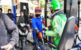 Giá xăng dầu hôm nay 7/10: E10 RON 95 và E5 RON 92 đứng trước cơ hội giảm về 19.000 đồng/lít? Giá đầy bình xe ga 125cc