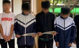 2 nhóm học sinh lớp 8 ở Hà Tĩnh mang dao phay đến trường, hẹn giải quyết mâu thuẫn trên sân bóng