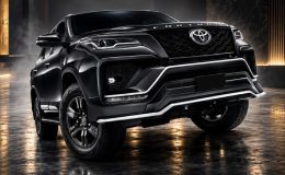 Toyota chính thức ra mắt mẫu SUV 7 chỗ đẹp long lanh giá 980 triệu đồng: 'Phá giá' Ford Everest và Hyundai Santa Fe