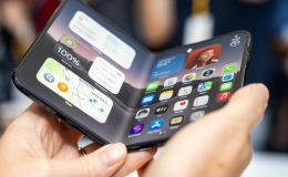 iPhone Duo hư màn hình: Sửa làm gì cho mệt, để tiền đó đập hộp iPhone mới luôn!