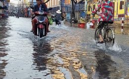 Triều cường dâng cao: Xe máy điện tưởng chống nước tốt vẫn có thể hỏng nặng nếu mắc 5 sai lầm này