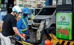 Giá xăng dầu tối 21/10: E5 RON 92 và E10 RON 95 giảm mạnh, dầu diesel cách đáy hơn 7.900 đồng, giá đầy bình xe ga 125cc