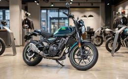 ‘Huyền thoại côn tay’ mới của Anh Quốc ra mắt với giá rẻ, thiết kế khác Yamaha Exciter và Honda Winner R, có ABS 2 kênh