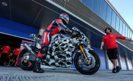 Nóng! Honda Fireblade 2027 lộ ảnh chạy thử, lớp áo ngụy trang hé lộ bí mật gì?