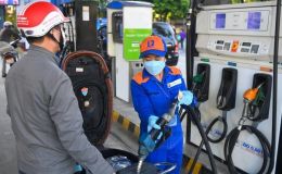 Giá xăng dầu hôm nay 24/10: E10 RON 95 và E5 RON 92 liên tiếp giảm sâu, còn cách đáy bao nhiêu? Giá đầy bình ô tô Honda