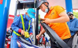 Giá xăng dầu tối nay 23/10: Dầu diesel vẫn rẻ, E10 RON 95 và E5 RON 92 tiếp tục giảm mạnh, giá đầy bình xe côn tay 150cc