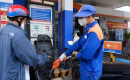 Giá xăng dầu tối 29/10: Dầu diesel tăng vọt, E5 RON 92 và E10 RON 95 rẻ hơn đỉnh bao nhiêu? Giá đầy bình các mẫu xe số