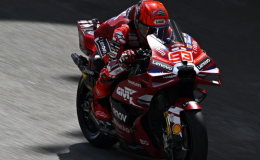 Marquez độc chiếm Sepang, Martin gây sốc khi trở lại chỉ 6 ngày sau chấn thương kinh hoàng