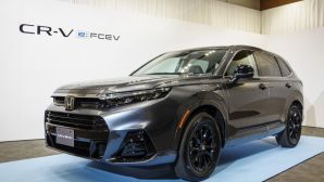 Cận cảnh Honda CR-V 2025 vừa trình làng, diện mạo ‘ăn đứt’ Mazda CX-5, trang bị nhỉnh Hyundai Tucson